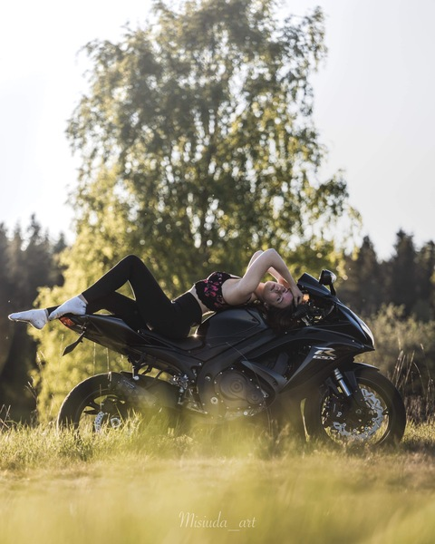 Header of tina.mifree