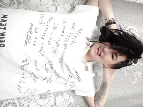 Header of tina999
