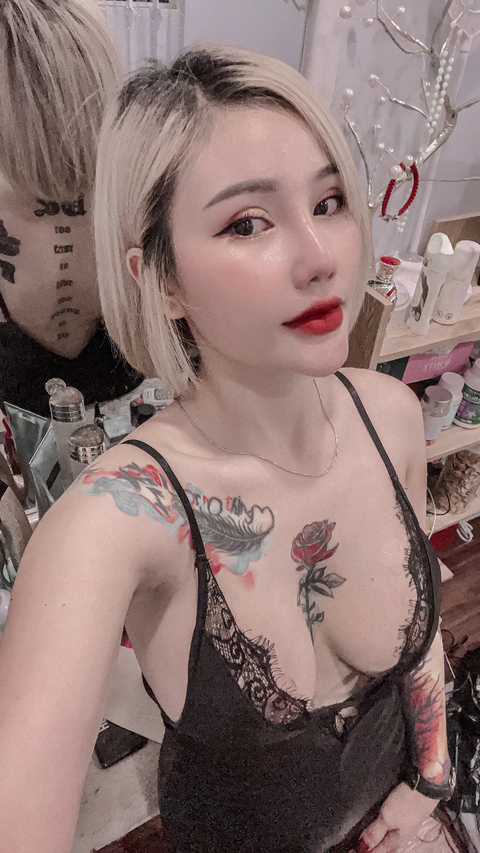 Header of u149385351