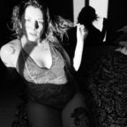 Vee Sunshine veeesunshine Leaks OnlyFans 

 profile picture