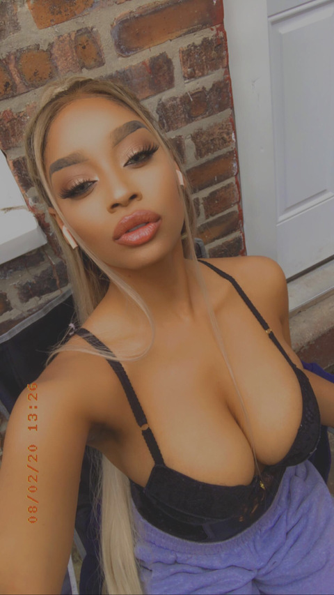 Header of wnderlndbae